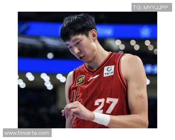 周琦抢走队友吉祥物！送给自己儿子，郭艾伦戏弄：纯球霸，人品不可